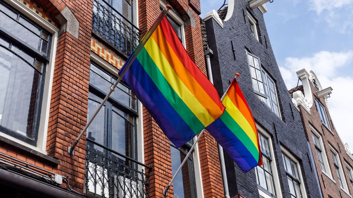 Střelba v americkém gay klubu: pět mrtvých, 18 zraněných